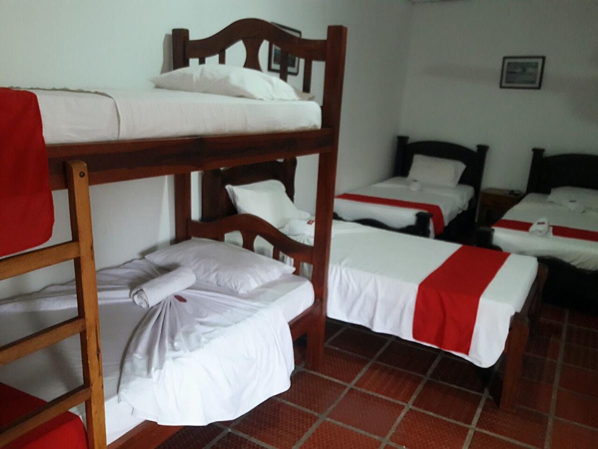 Hotel Santa Cruz De Mompox Exterior photo